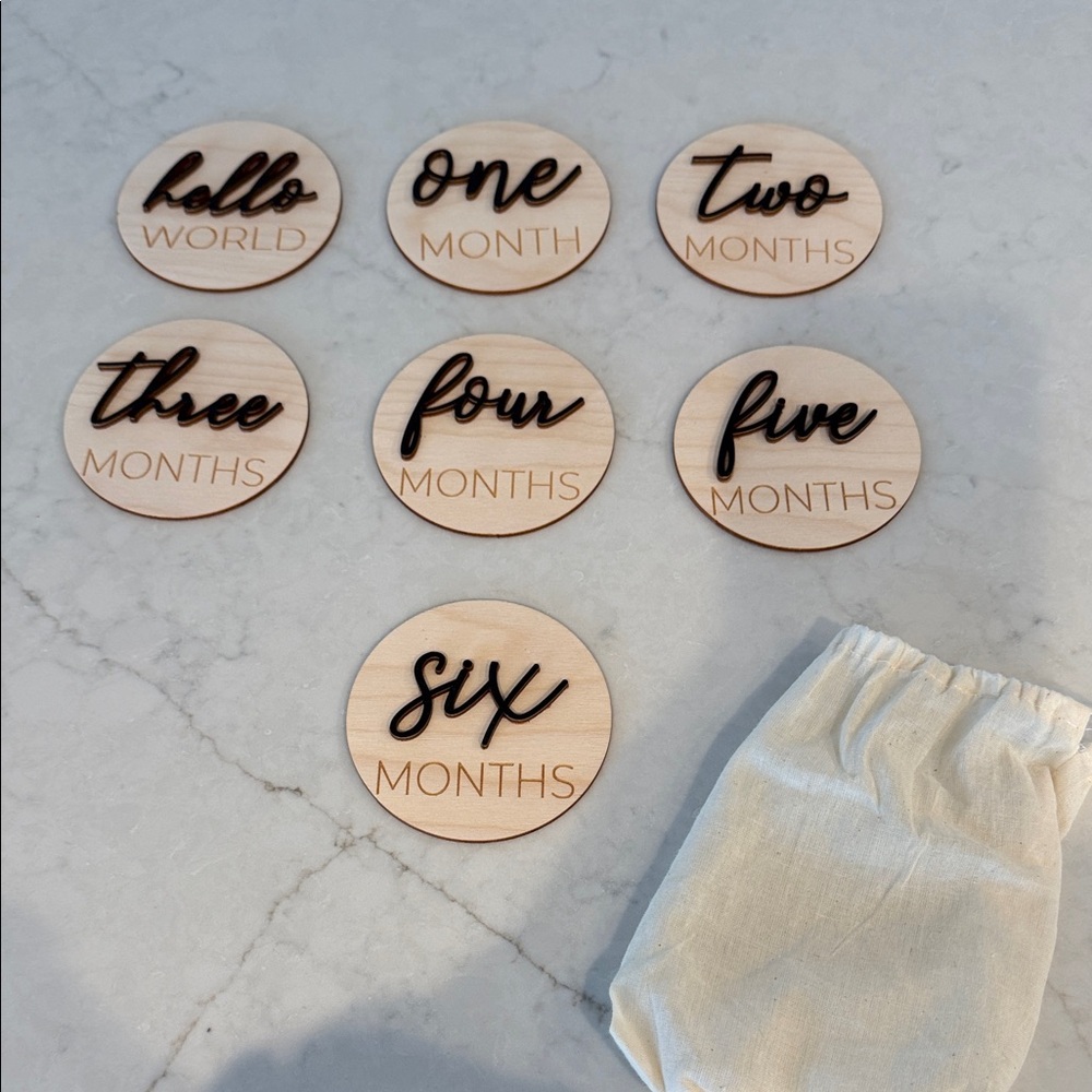 Wooden Baby Milestone Discs - Neutral Script Set (Hello, One months- one year)